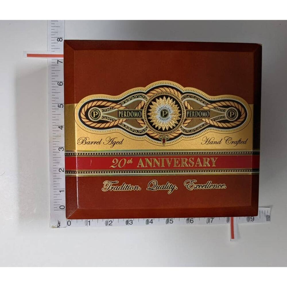 Empty Cigar box for Crafts Storage Purse Making Guitars Juggling Trinkets Herb